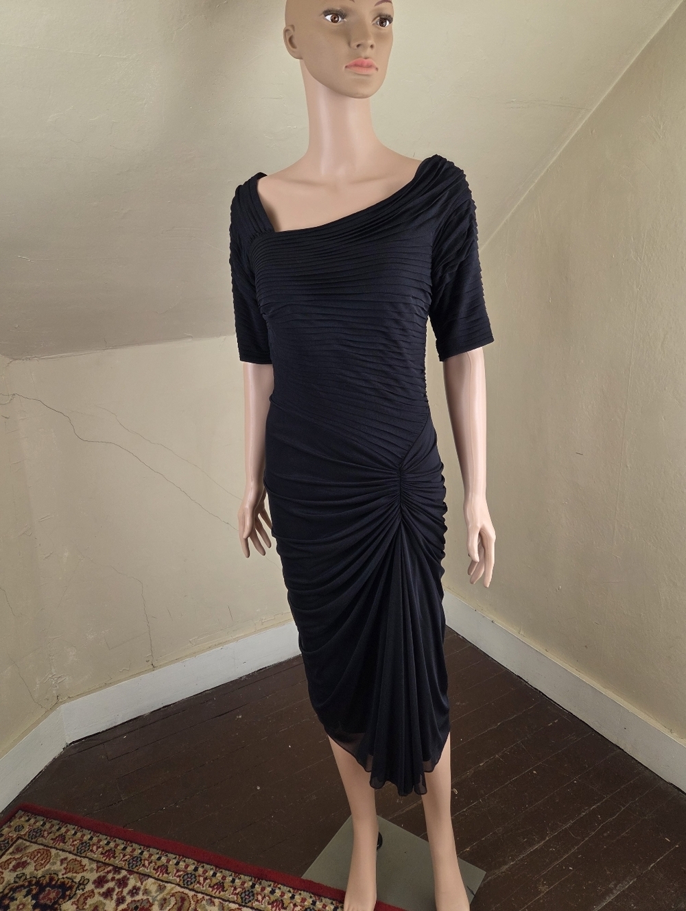 Tadashi Shoji Black Ruched Midi Dress‎ Size M Stretch Elegant Cocktail Evening